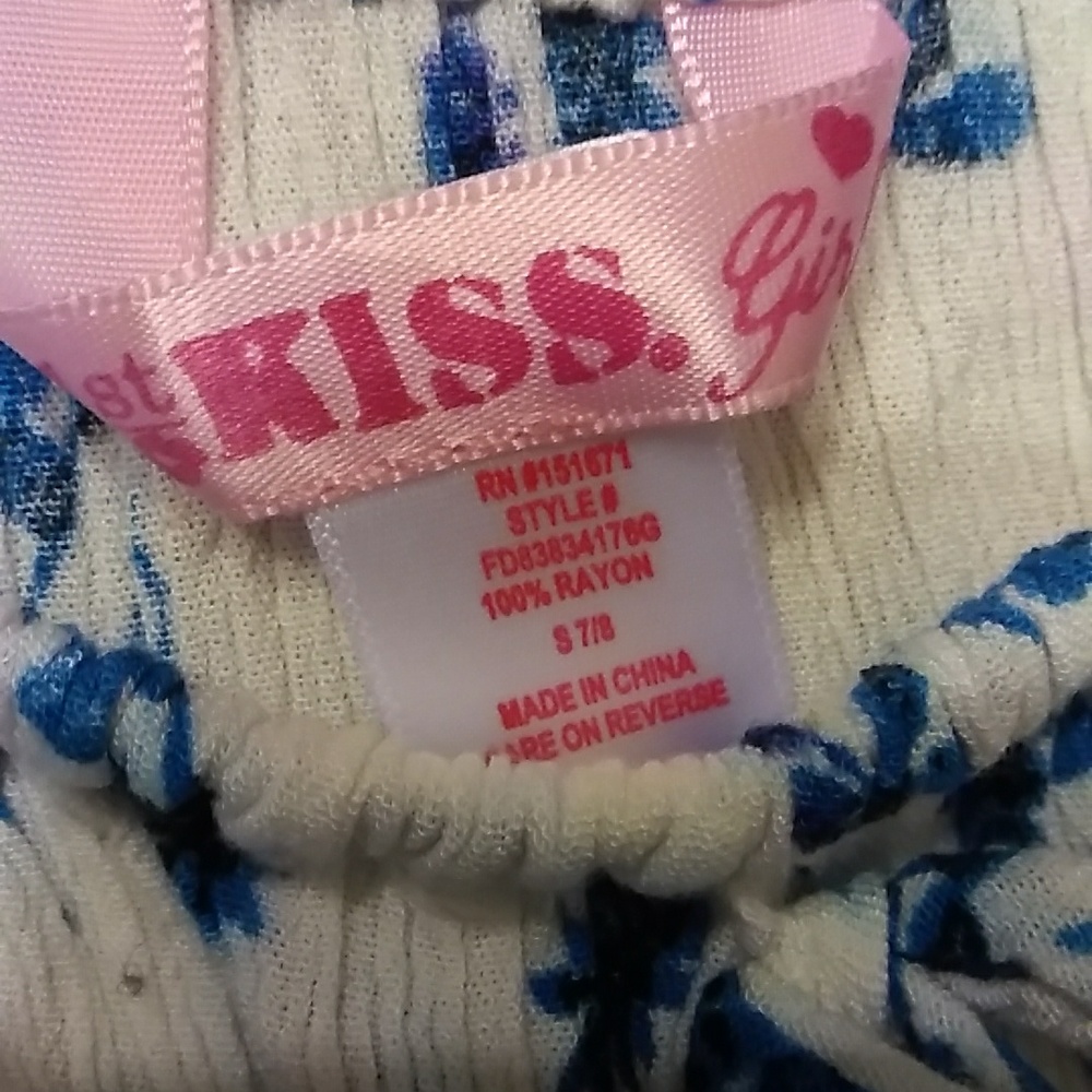 1ST KISS DRESS - Picture 5 of 5
